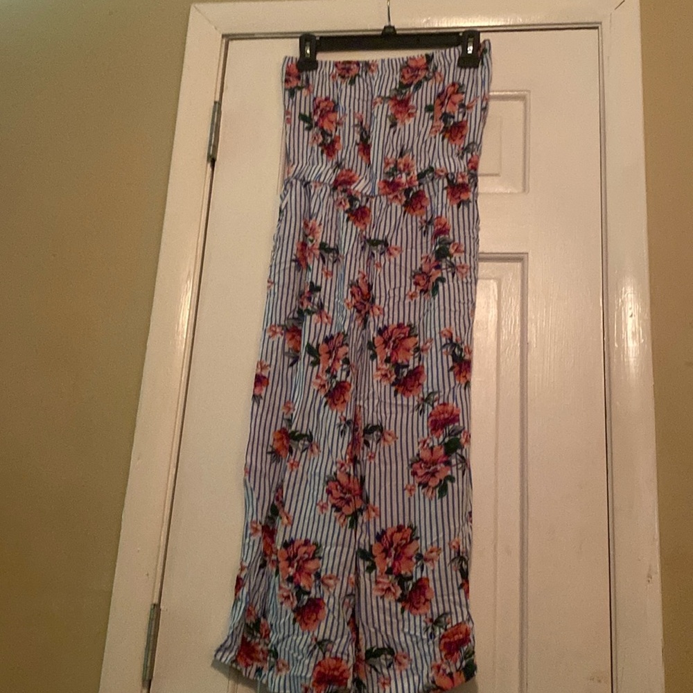 Floral strapless jumper